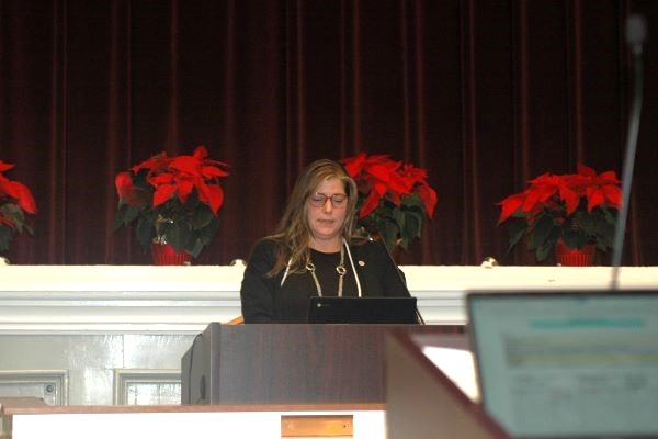 Saco's first female mayor sworn into office