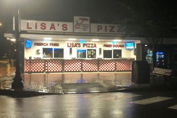 Lisa's Pizza employee taken to hospital after oven fire