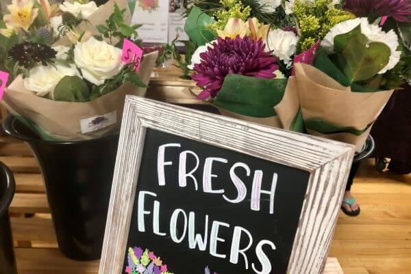 Flowers and candy make for sweet partnership in Biddeford