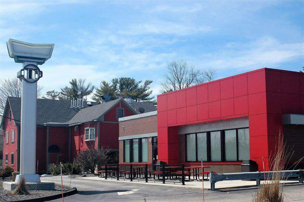 Bank slated to move into former Krispy Kreme shop