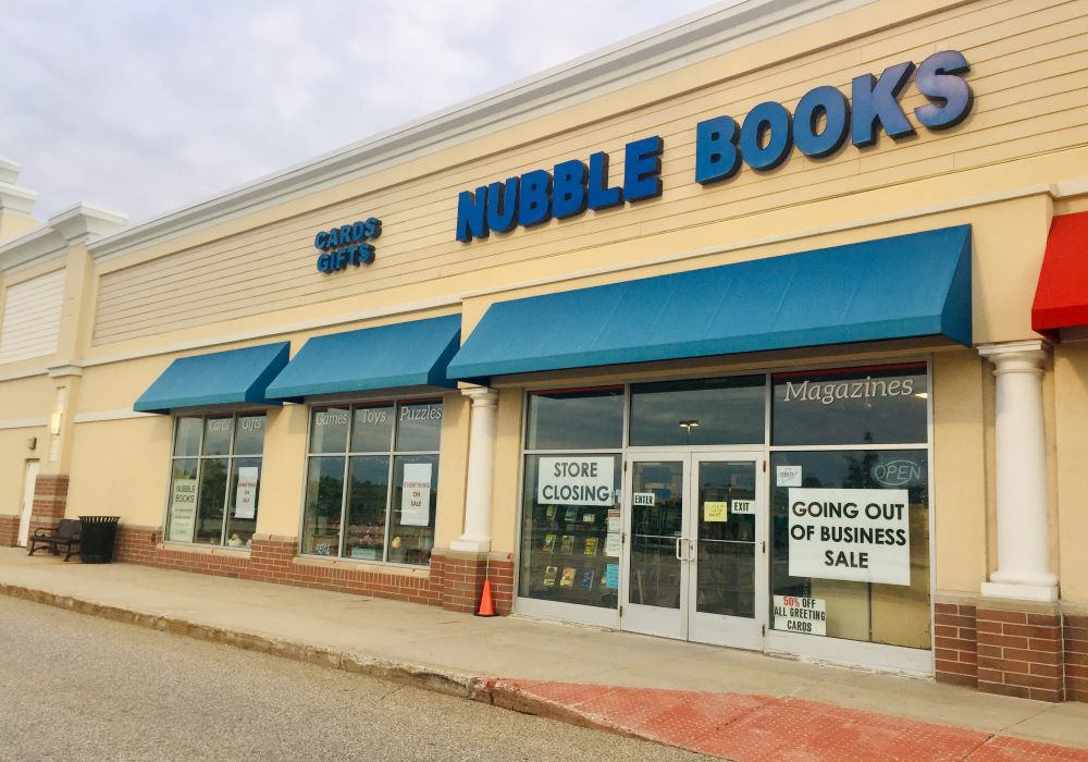 Biddeford book store closing